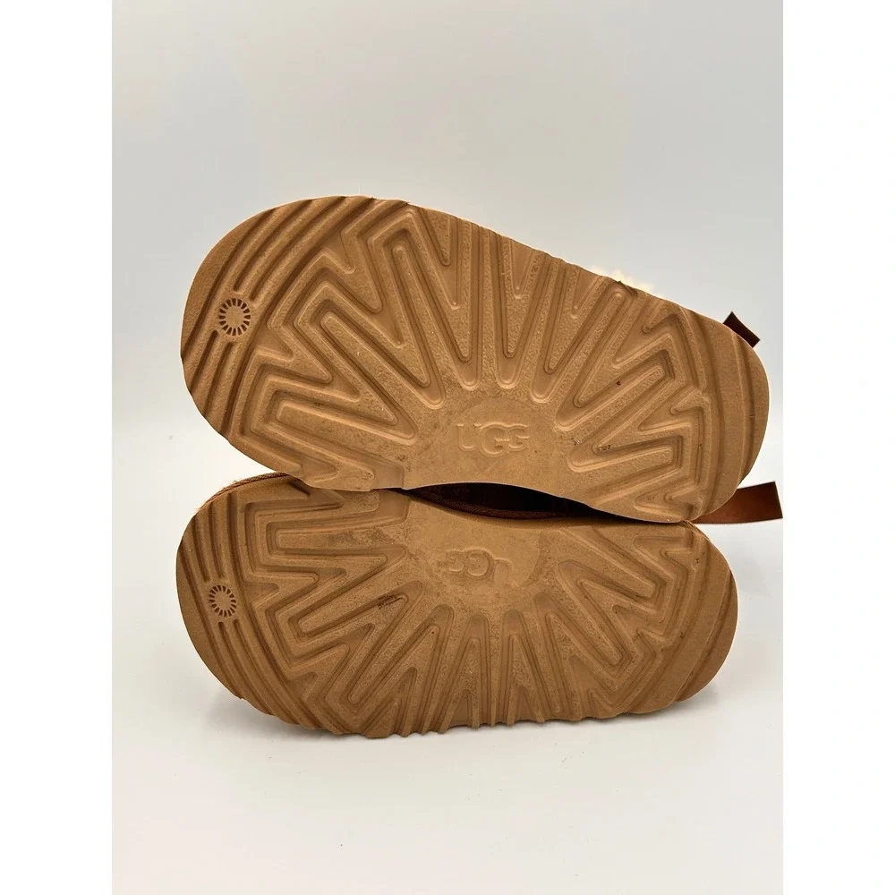 UGG kids bailey
